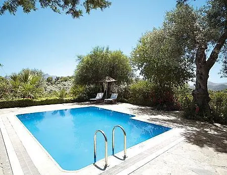 Salmakis Villas - Su 오르타켄트
