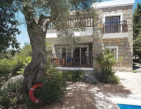 Salmakis Villas - Su 오르타켄트